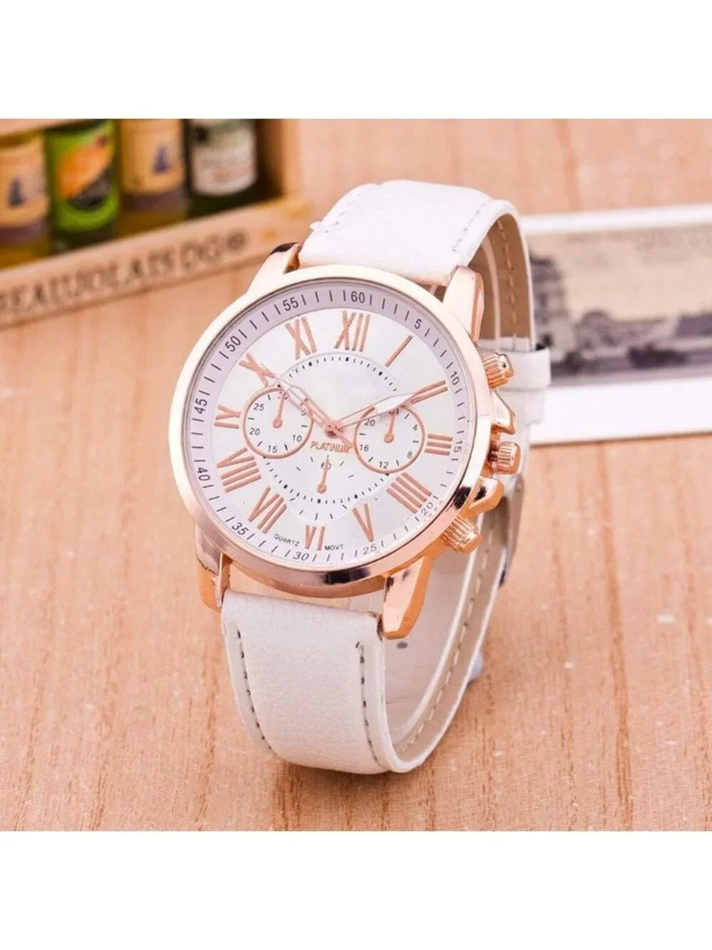 Women's White Analog Quartz Leather Diamond Crystal Rhinestone Round Wrist Watch